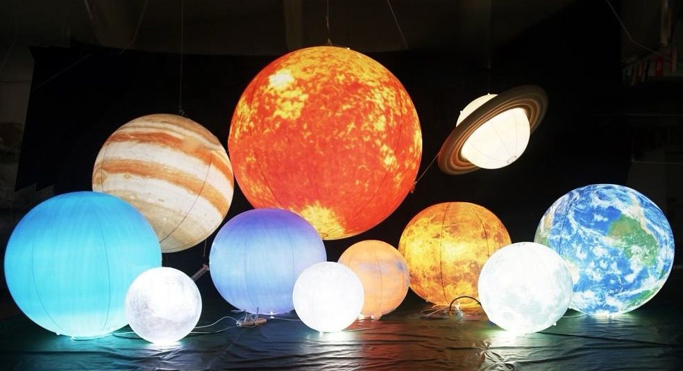 Giove Gonfiabile Gigante Illuminato